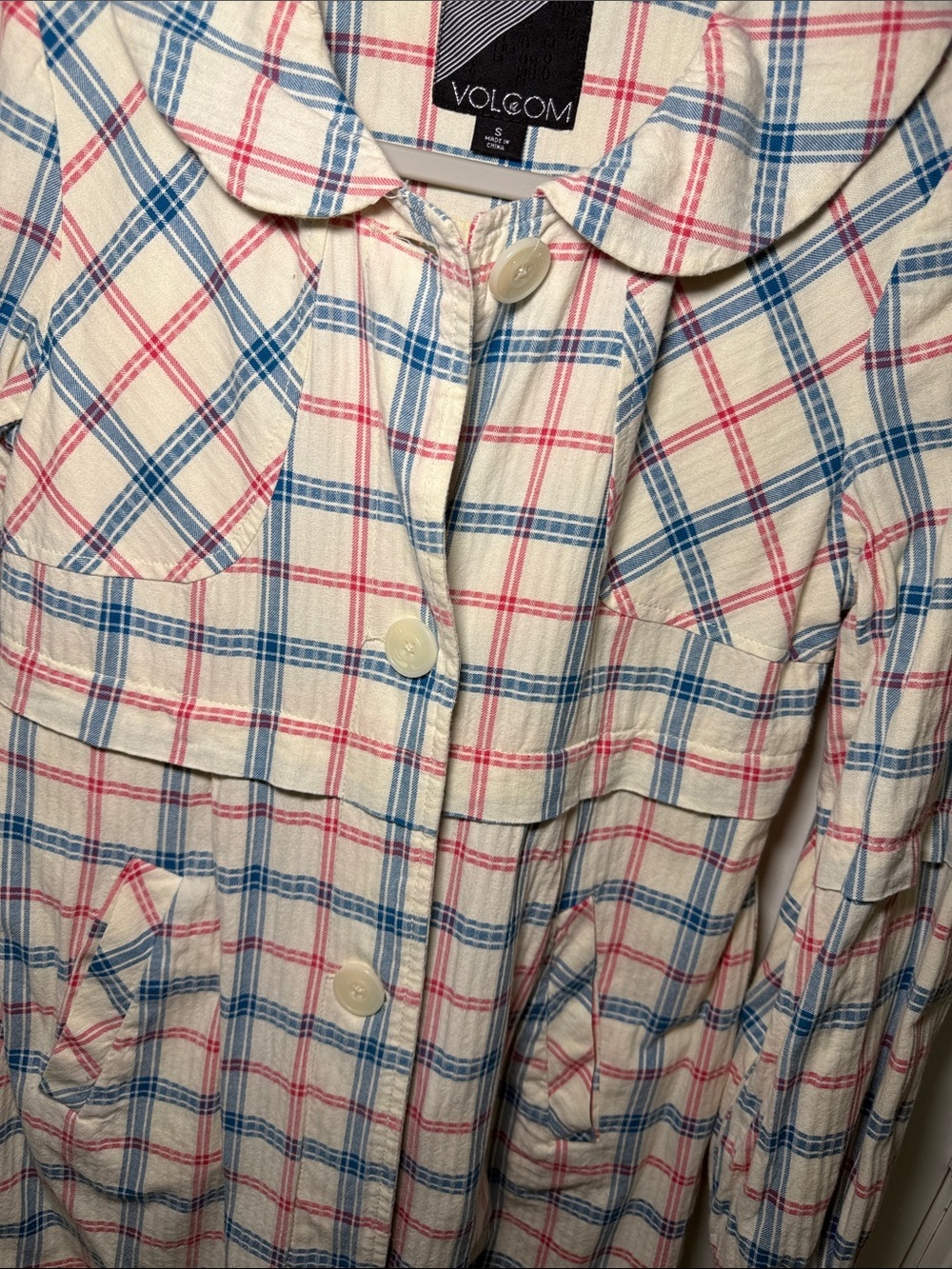 Volcom Cream Plaid Button-Front Shacket - Picture 2 of 8